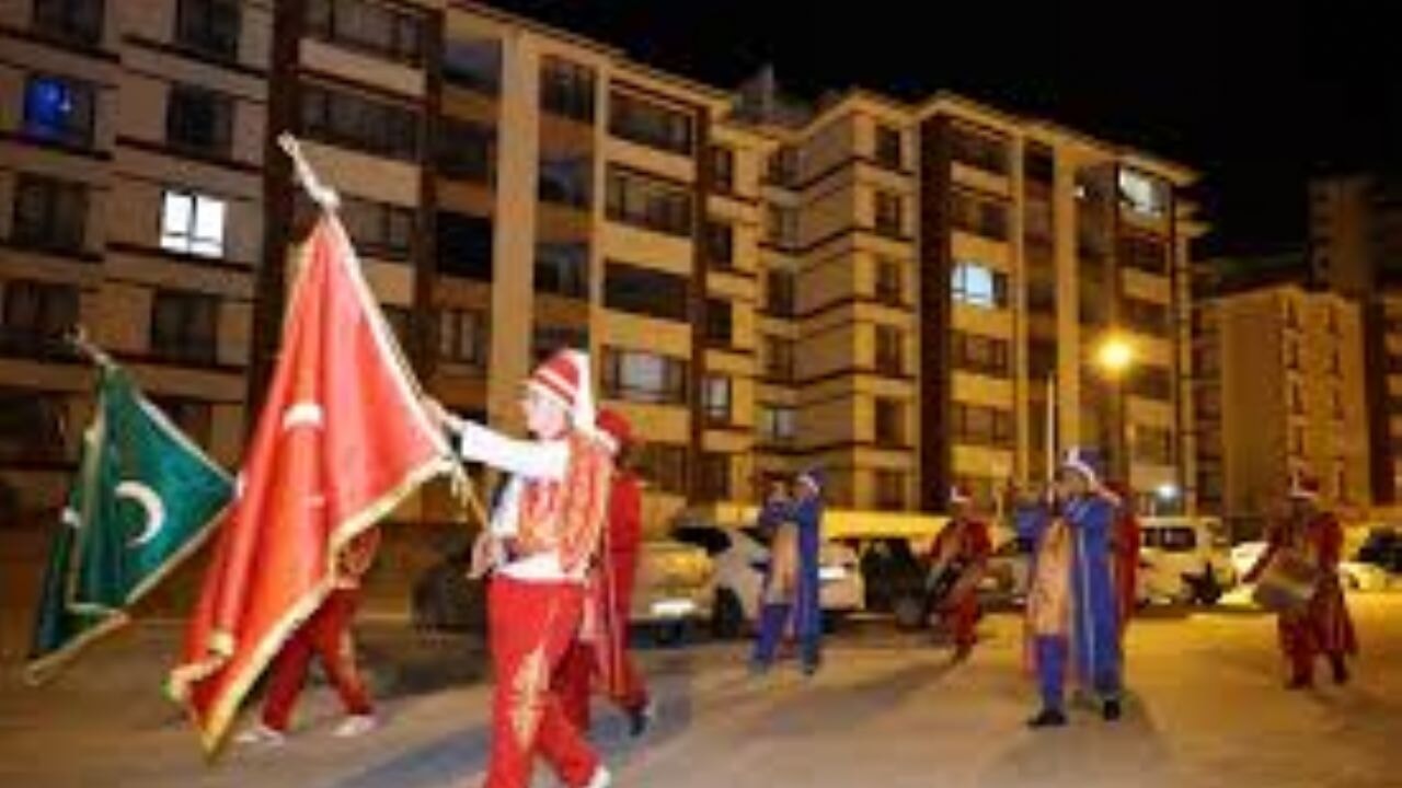 Nevşehir, mehter marşlarıyla sahura kalktı