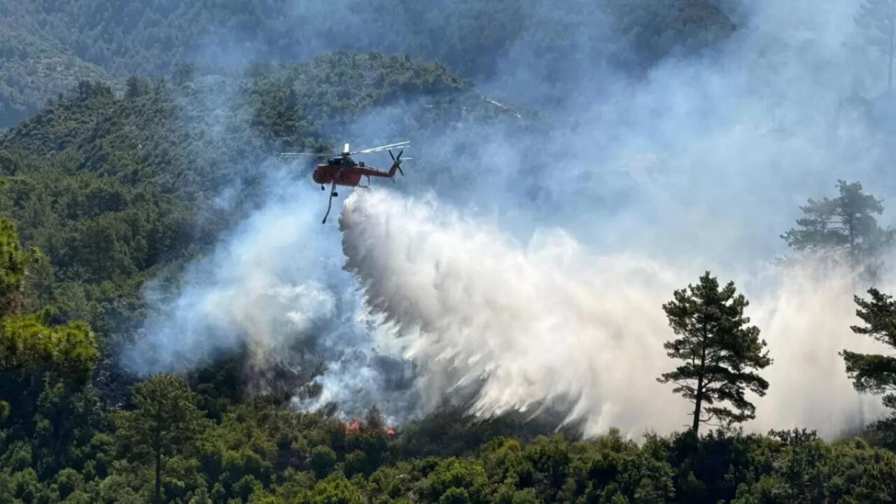 Türkiye'nin orman yangınıyla mücadele filosu 2025'te rekor uçuş yaptı