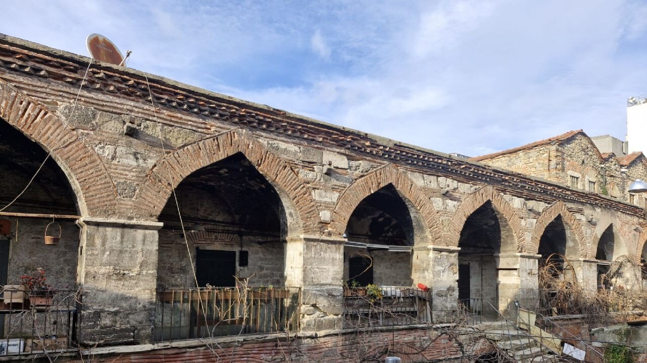 Timetürk yazarı Gülçin Ertunç Mimar Sinan'ın eseri Kurşunlu Han'ı yazdı