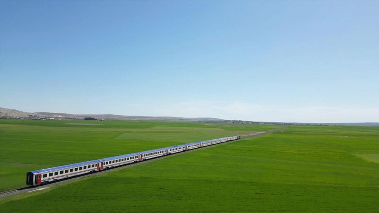 Turistik Diyarbakır Ekspresi cuma günü yola çıkıyor
