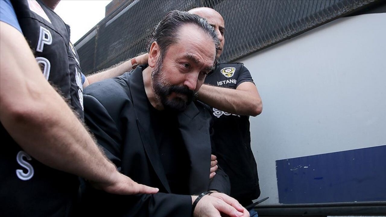 Adnan Oktar suç örgütü davasında 'beraat' kararı