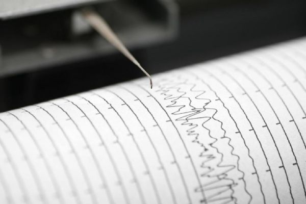 AFAD duyurdu: Ege Denizi'nde 4,4 büyüklüğünde deprem