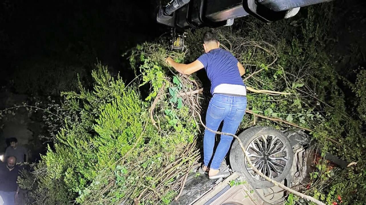 Antalya Alanya'da feci kaza: Araç uçuruma düştü, can kaybı var