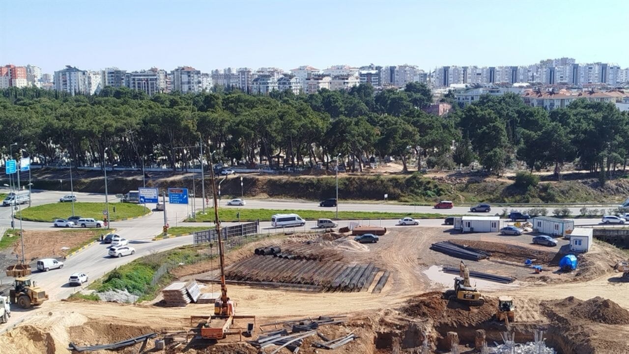 Antalya trafiğine 10 köprülü çözüm