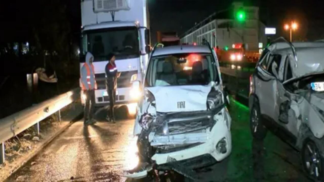 Arnavutköy'de feci kaza