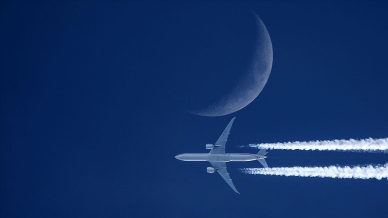 Bakan açıkladı: İran'da kalan 7 uçak için kriz yönetimi sürüyor