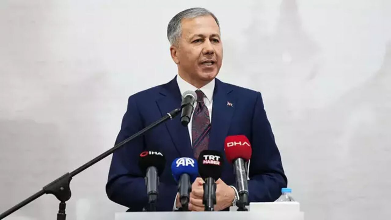 Bakan Yerlikaya acı tabloyu paylaştı: Trafik kazalarında 6 bin 351 can gitti