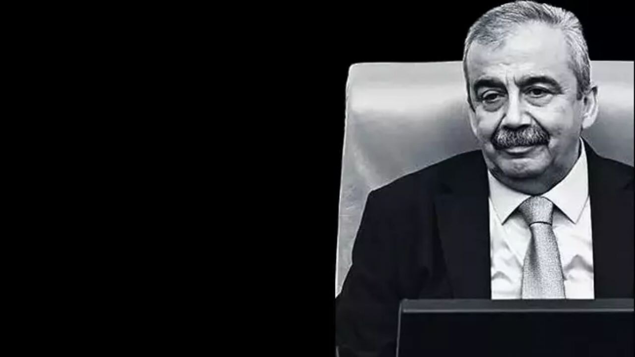 Barış için direnen yürek sustu! Sırrı Süreyya Önder öldü