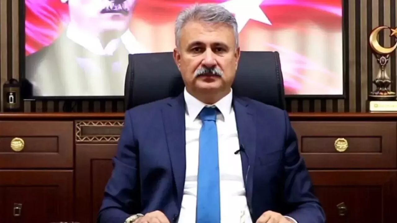 Belediye Başkanı Sungur gözaltında, partiden ihracı gündemde