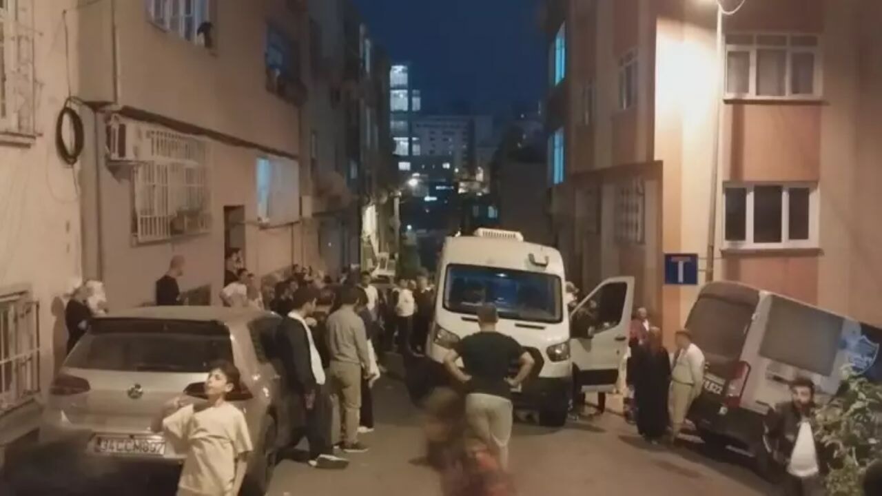 Beyoğlu'nda kardeşler arasında çıkan tartışma sonrasında 2 ölü