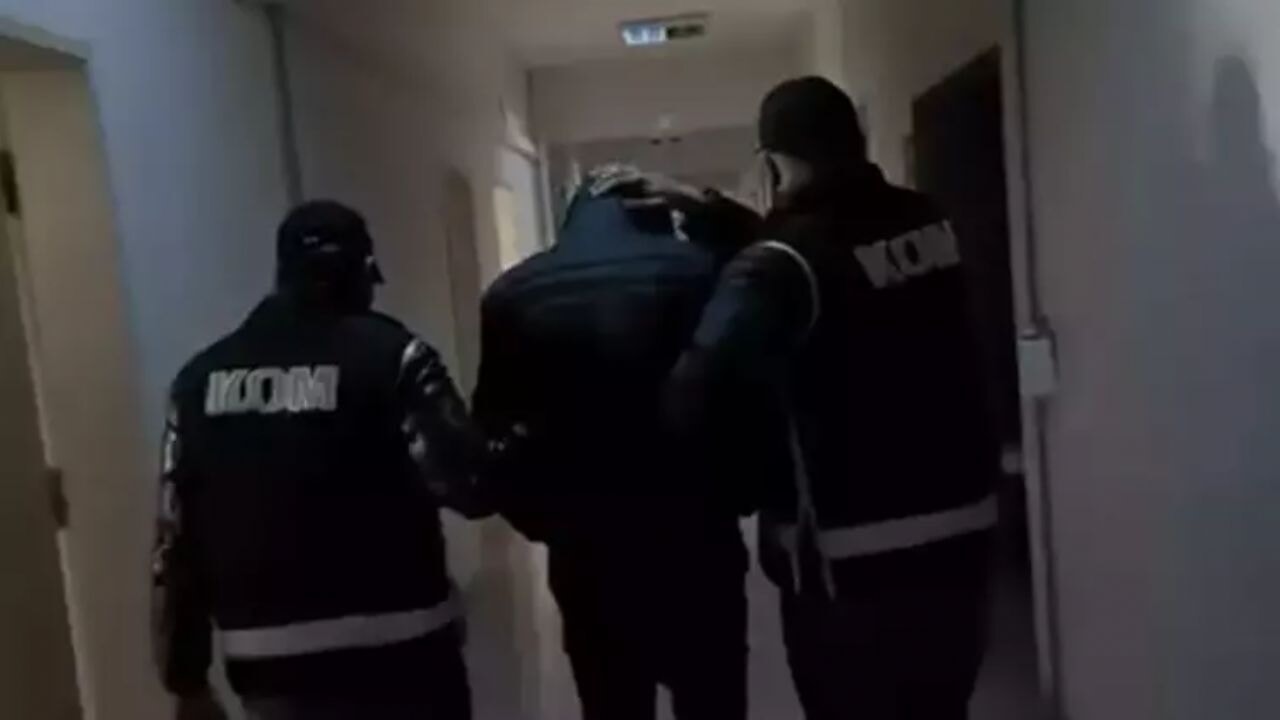 Bingöl'de polis kılığında dolandırıcılık