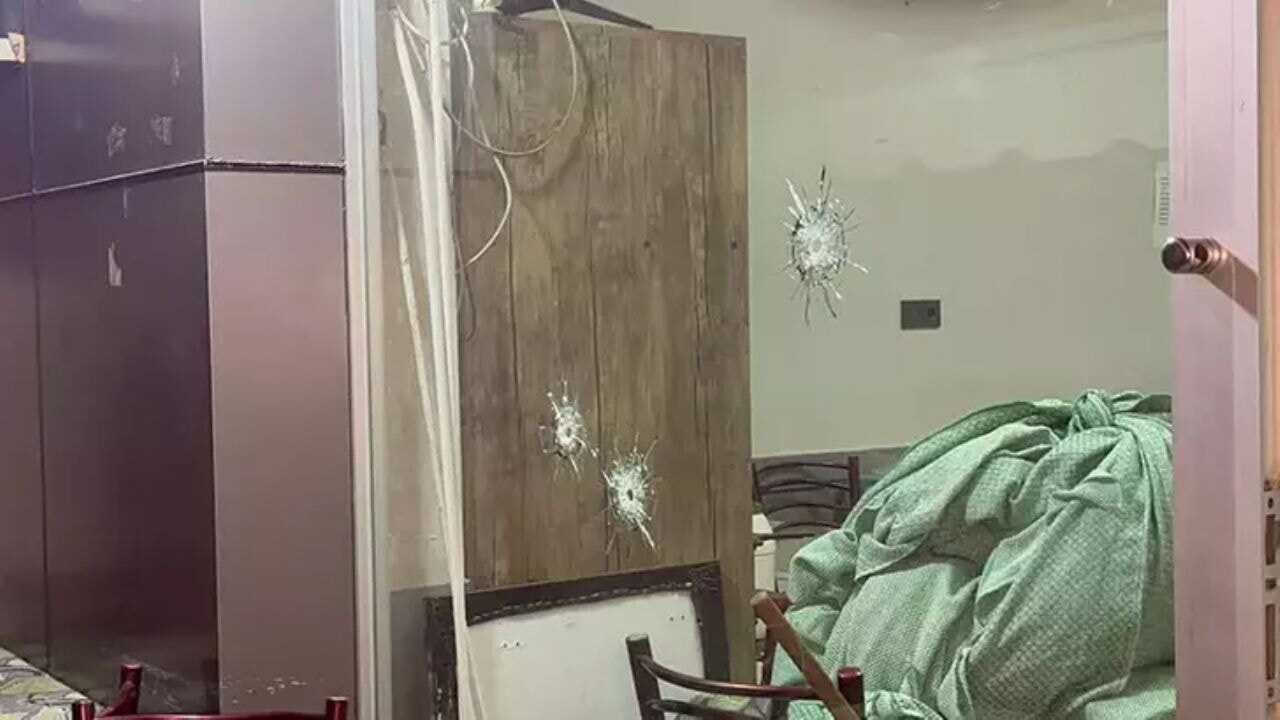 Bursa'nın Osmangazi ilçesinde kahvehaneye silahlı saldırı