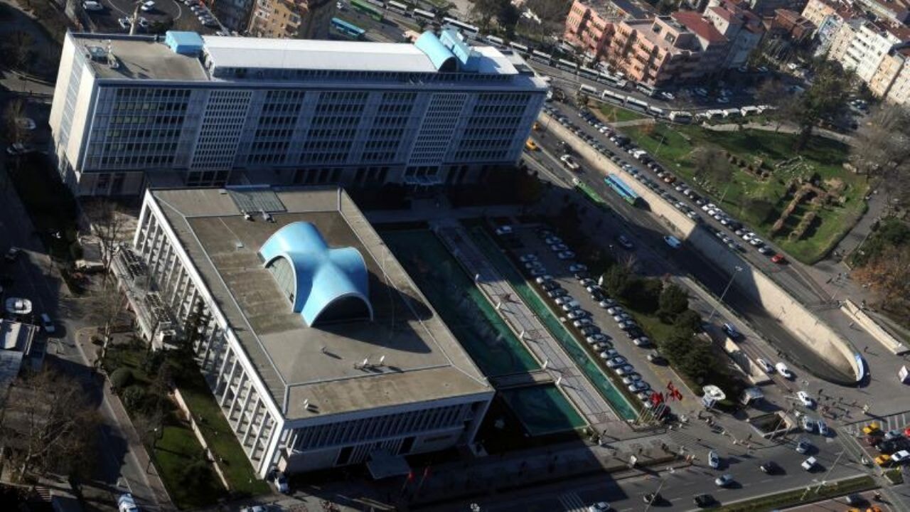 Büyükçekmece'de yolsuzluk iddiası: Belediye Başkanı Hasan Akgün tutuklandı