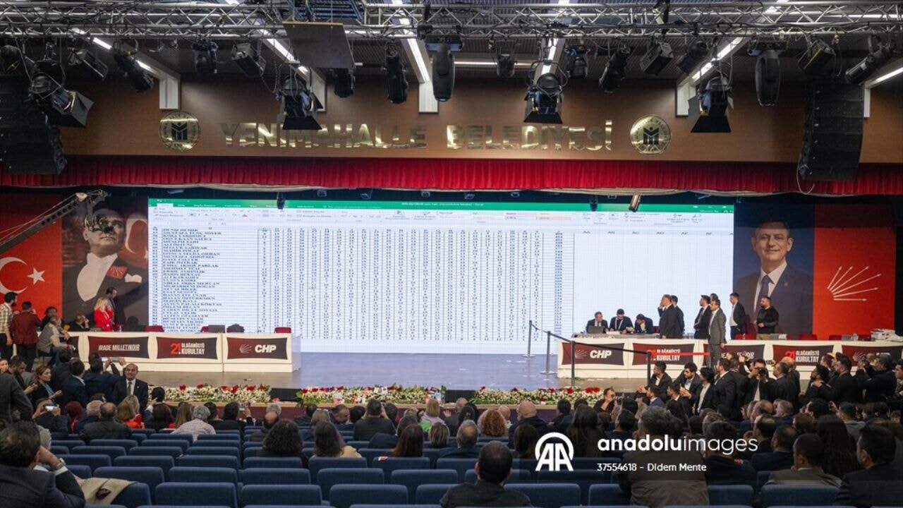 CHP'nin A takımı belli oldu: İşte Özel'in 52 kişilik listesi