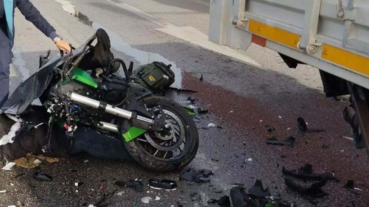 Çorum-Ankara kara yolunda ölüm: Motosiklet kamyona arkadan çarptı