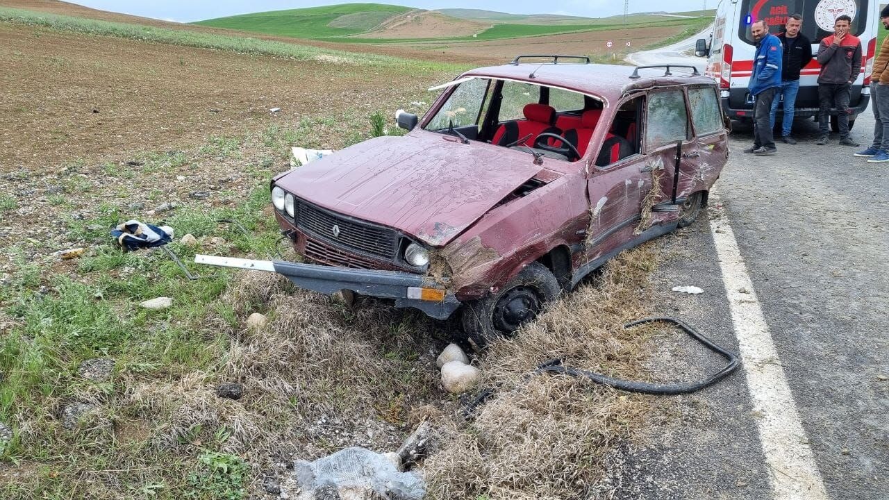 Çorum'da kaza alarmı! Otomobil takla attı