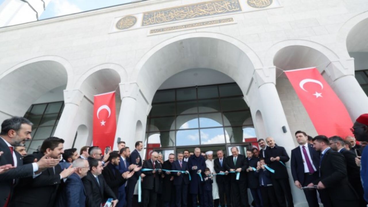 Cumhurbaşkanı Erdoğan'dan açıklamalar