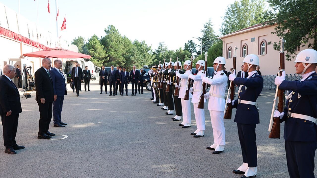 Cumhurbaşkanı Erdoğan, Kara Harp Okulu'nda konuştu