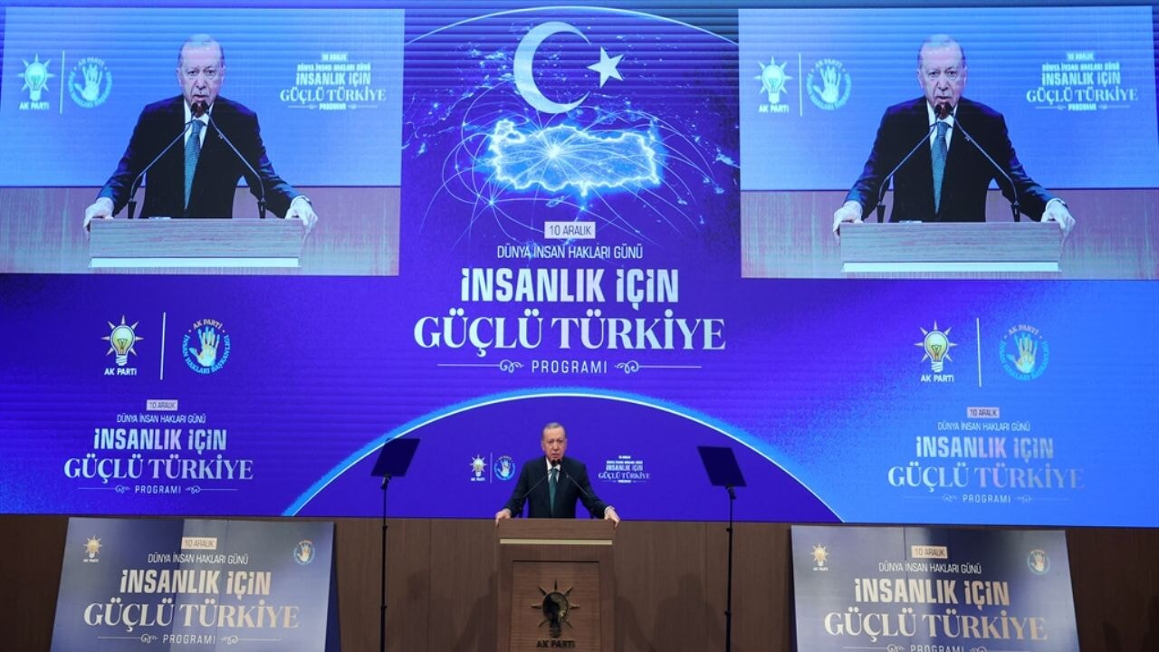 Cumhurbaşkanı Erdoğan: Suriye'yi birlikte ayağa kaldıracak birlikte imar ve inşa edeceğiz