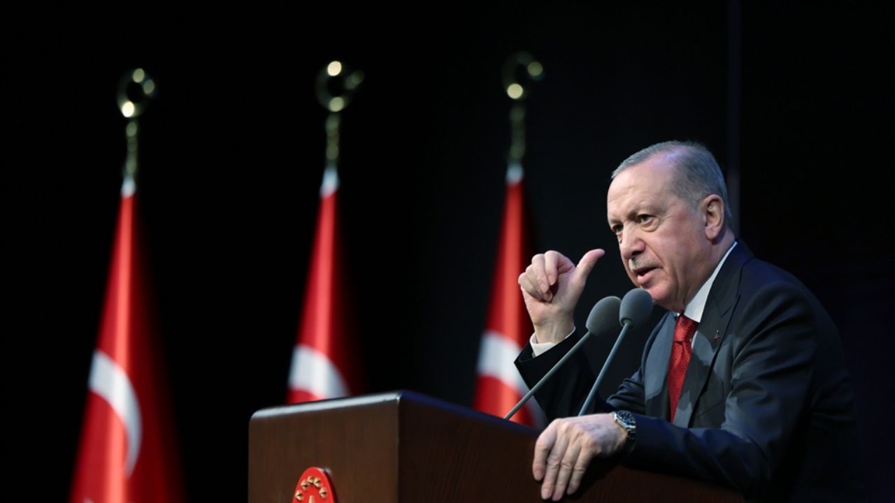 Cumhurbaşkanı Erdoğan: Yargıyı tehdidin nedeni iddiaların vahameti ve ciddiyetidir