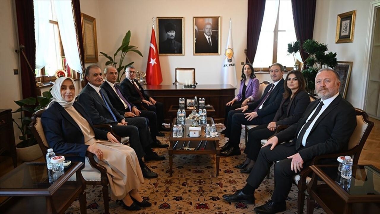 DEM Parti heyetinden AK Parti'ye meclis ziyareti: Gündem demokrasi ve infaz yasası