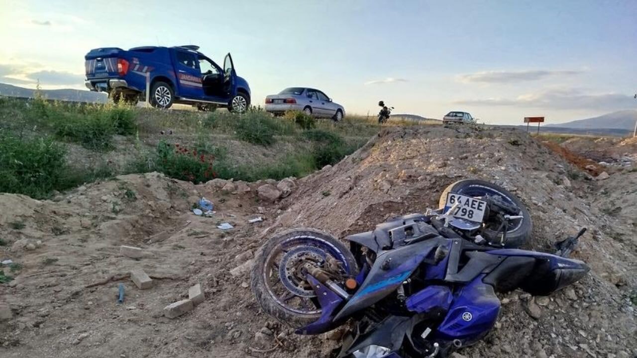 Denizli-Uşak yolunda can pazarı! Genç çiftin feci sonu