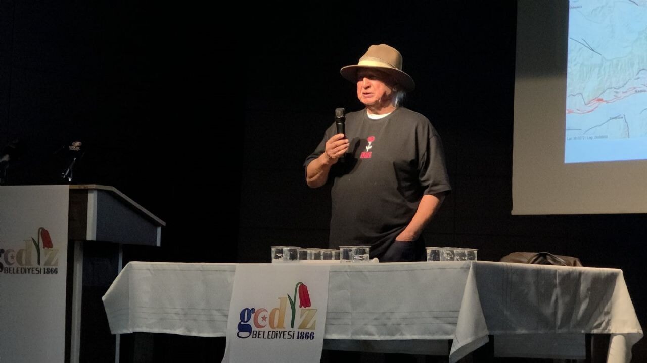 Deprem uzmanı Şener Üşümezsoy'dan kritik uyarı! Hangi bölgeyi işaret etti?