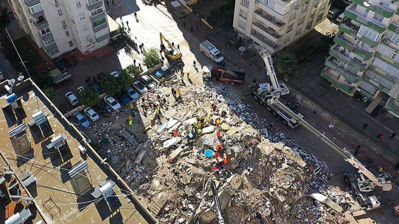 Depremde yıkılan binanın müteahhidine 62 kez müebbet ve 865 yıl hapis