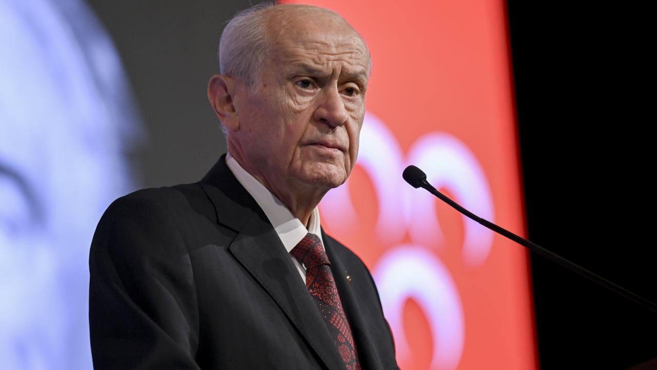 Devlet Bahçeli'den Peygamberimize yapılan saldırıya sert tepki
