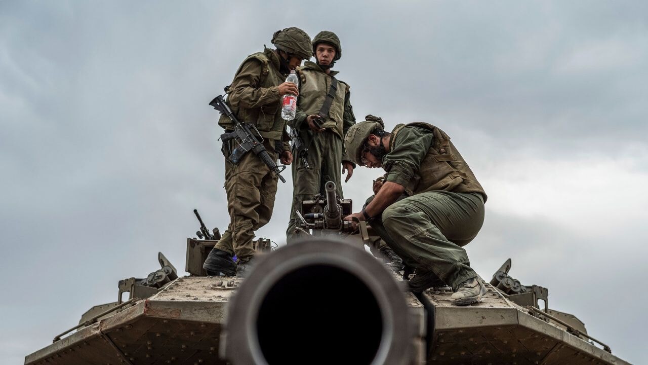 Dilipak: Her şey pamuk ipliğine bağlı, her an her şey olabilir...
