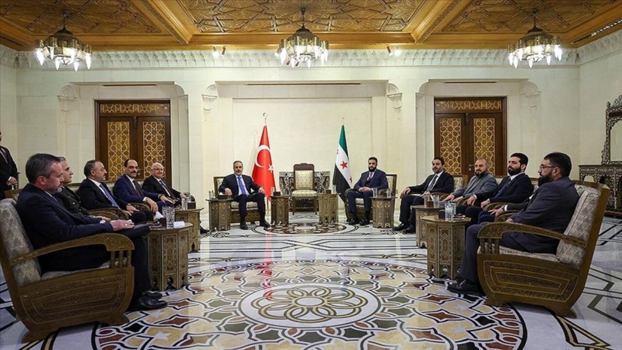 Bakan Fidan, Güler ve MİT Başkanı Kalın, Şara tarafından kabul edildi