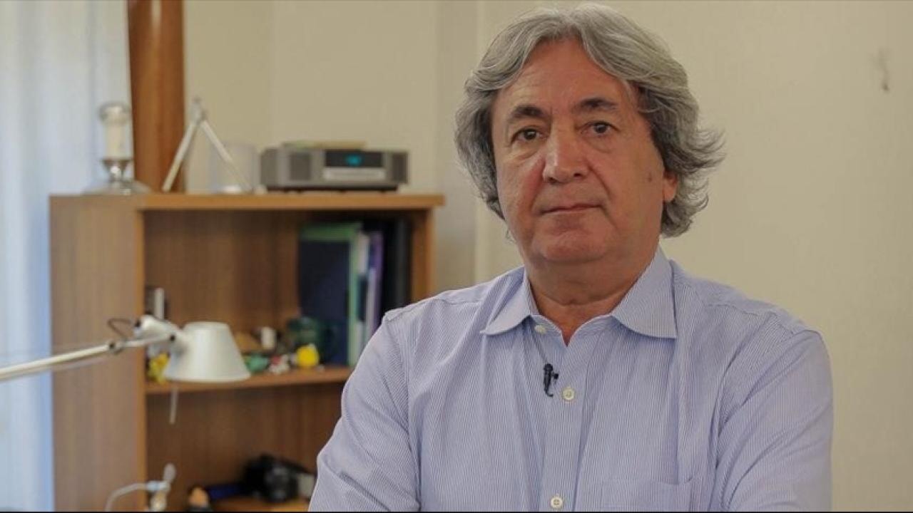 Dünyaca ünlü Türk kriptolog, Filistin'i desteklediği için kurduğu dergiden atıldı