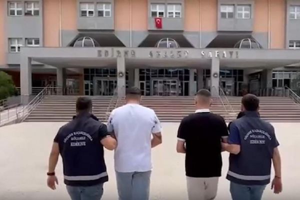 Edirne'de FETÖ operasyonu!