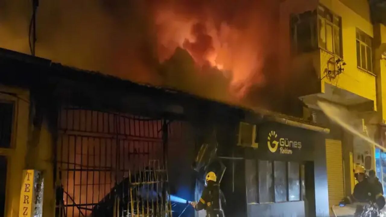 Edirne'de yangın faciası! 5 iş yeri hasar gördü!