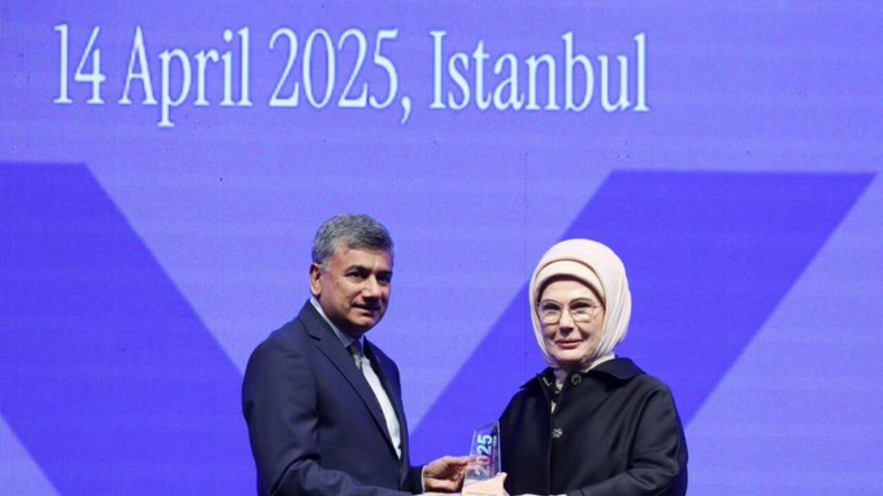 Emine Erdoğan'a 'En İyi Kadın Lider Ödülü'