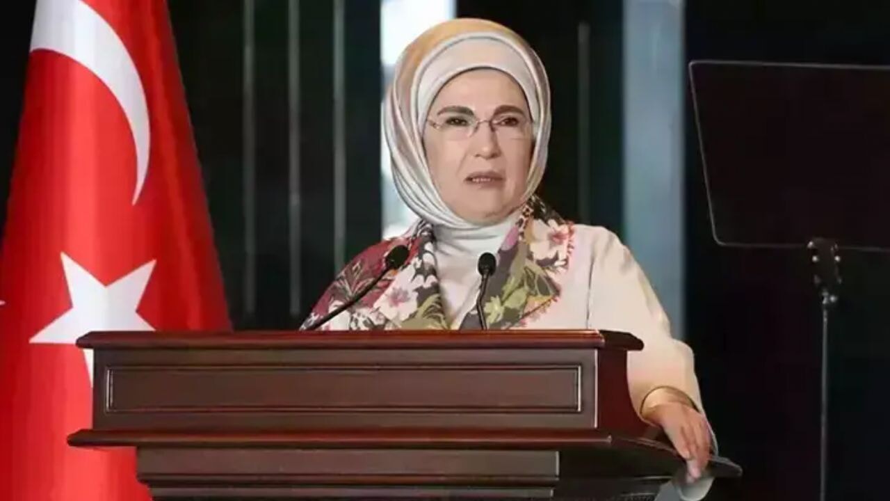 Emine Erdoğan'dan 6 Şubat depremi için anlamlı paylaşım