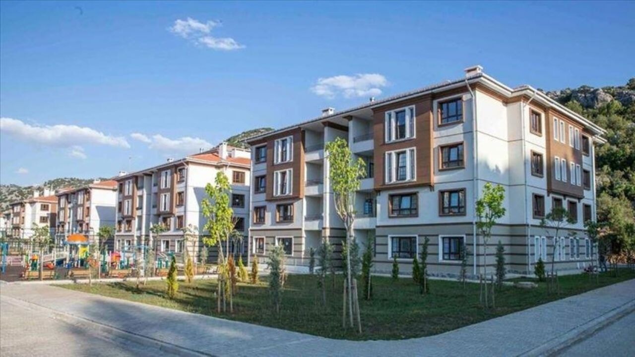 Ev hayali kuranlar dikkat! TOKİ'den valiliklere flaş genelge