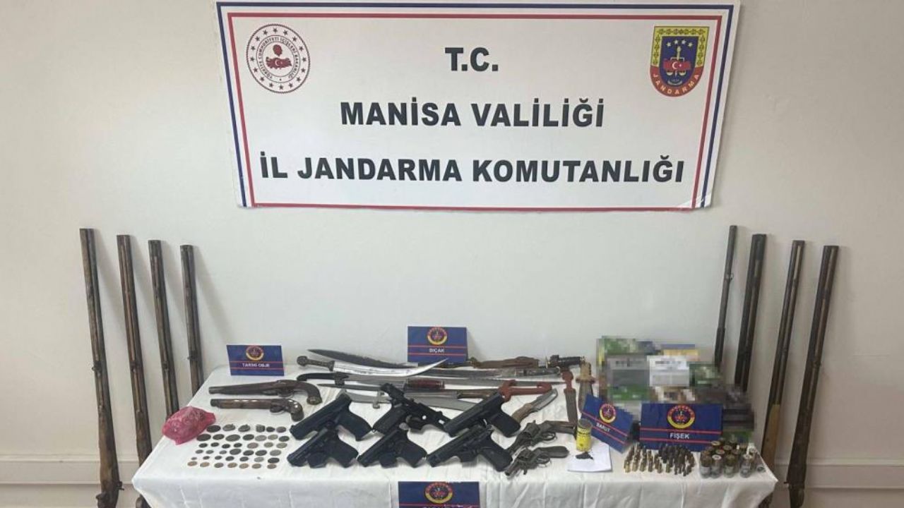 Evden 'cephane' çıktı