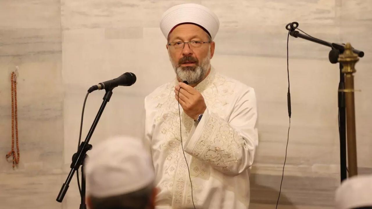 Fatih Camisi'nde Gazze ve öğrenciler için dualar edildi