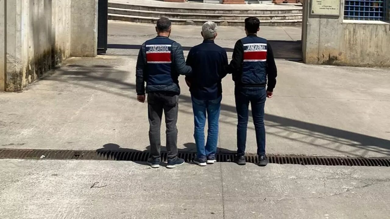 FETÖ'cü eski tümgeneral saklandığı evde yakalandı