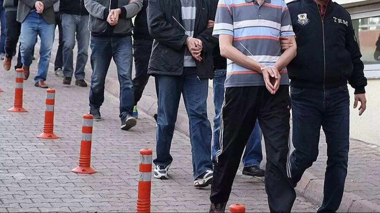 FETÖ operasyonunda büyük dalga: 65 muvazzaf asker tutuklandı