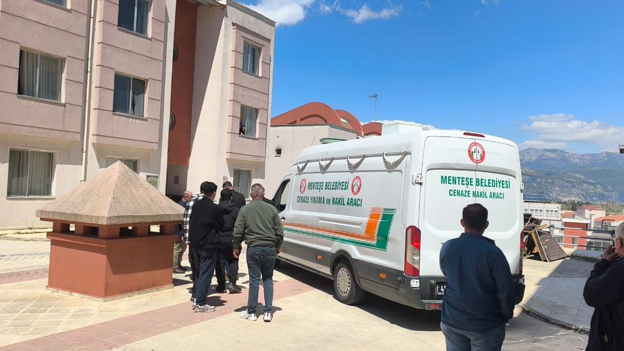 Genç teğmen evinde ölü bulundu