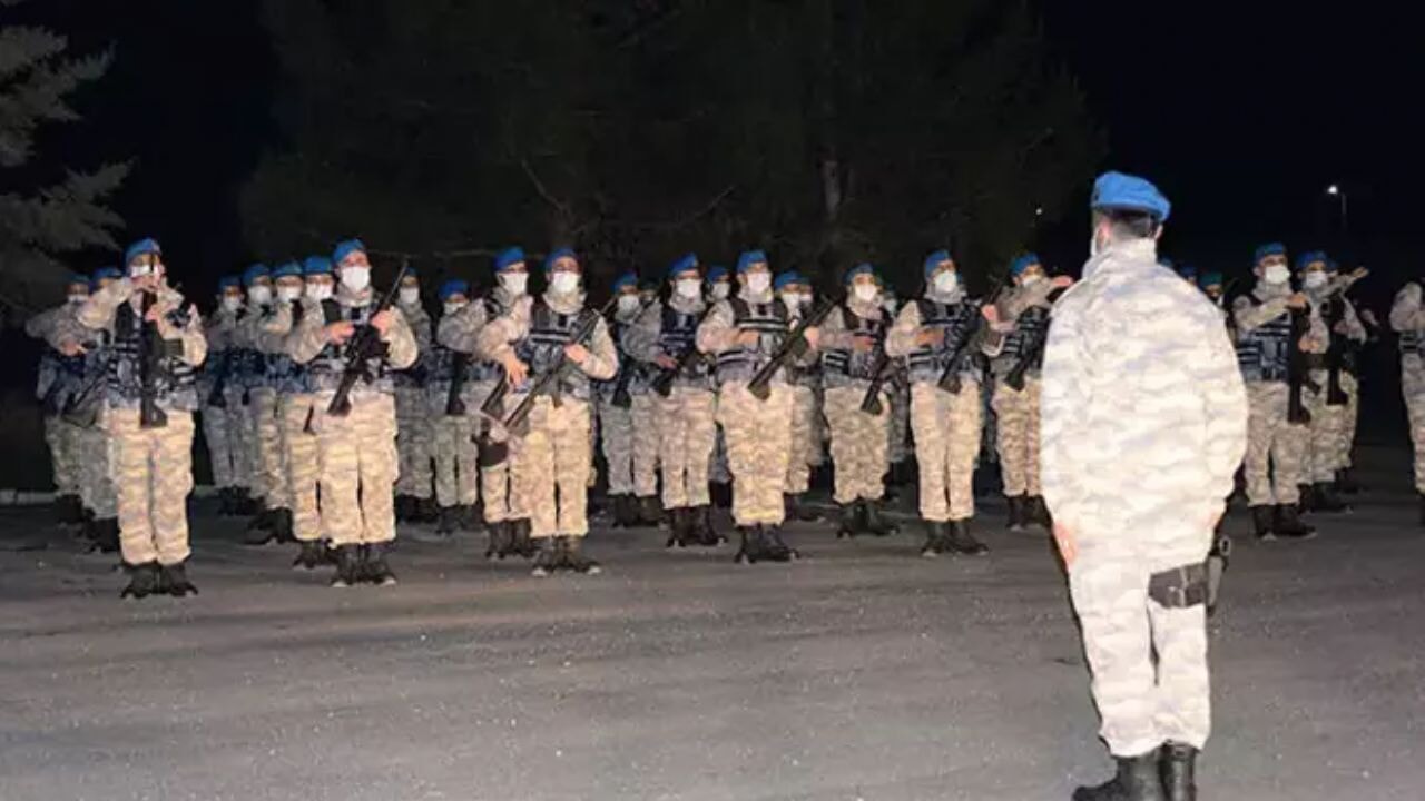 Hulusi Akar: 'Mehmetçik 7 gün 24 saat milletinin emrinde'