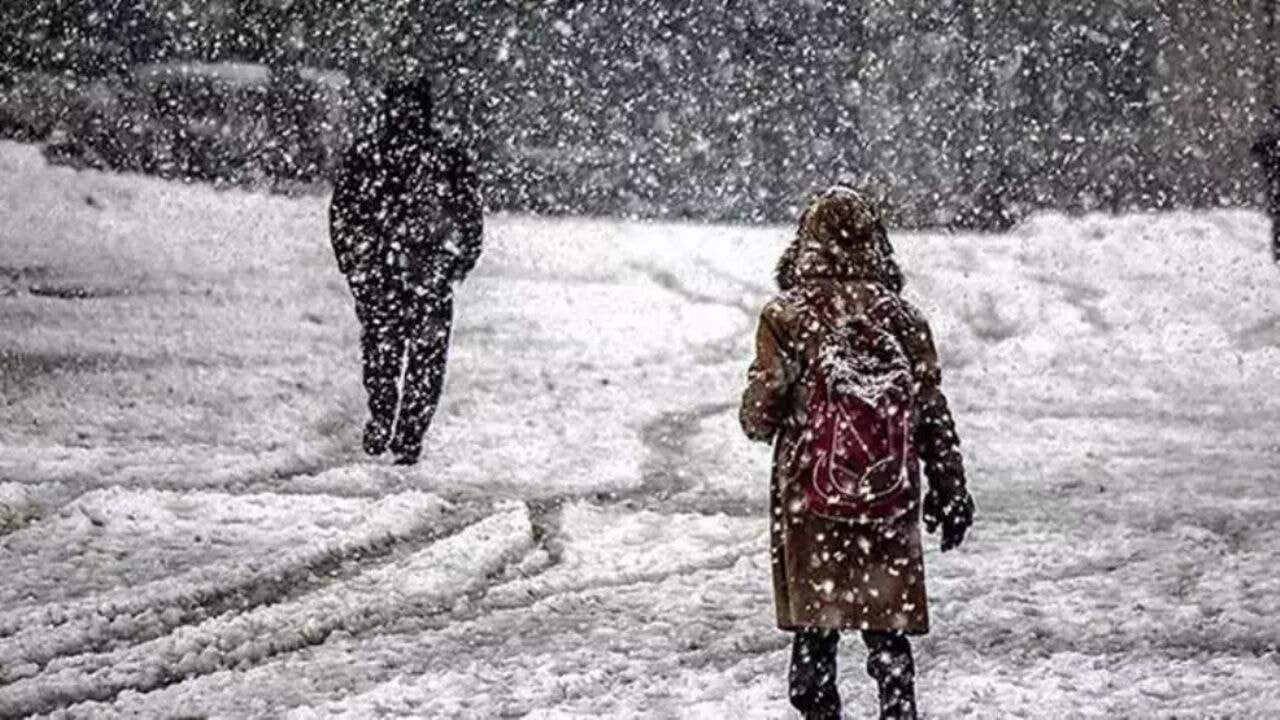 İkinci dalga kar yağışı geliyor! 39 ilde okullar tatil…