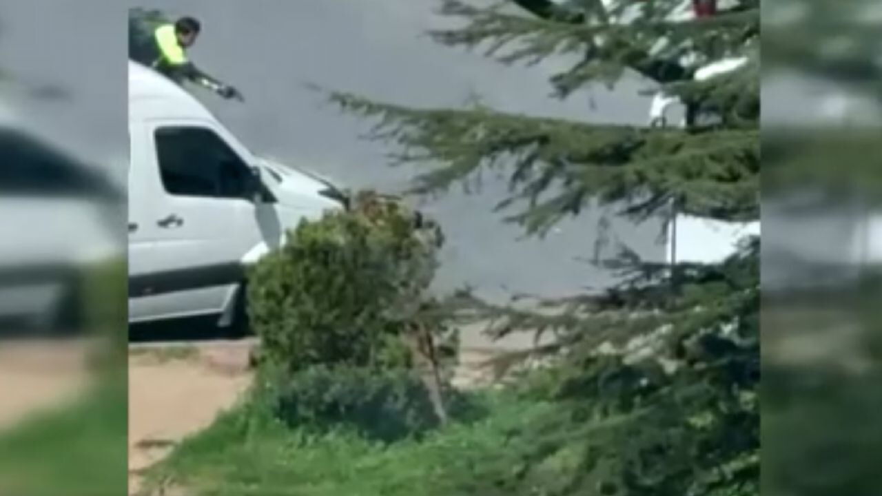 İsrail Konsolosluğu önündeki çatışmada saldırganın yakalandığı anlar