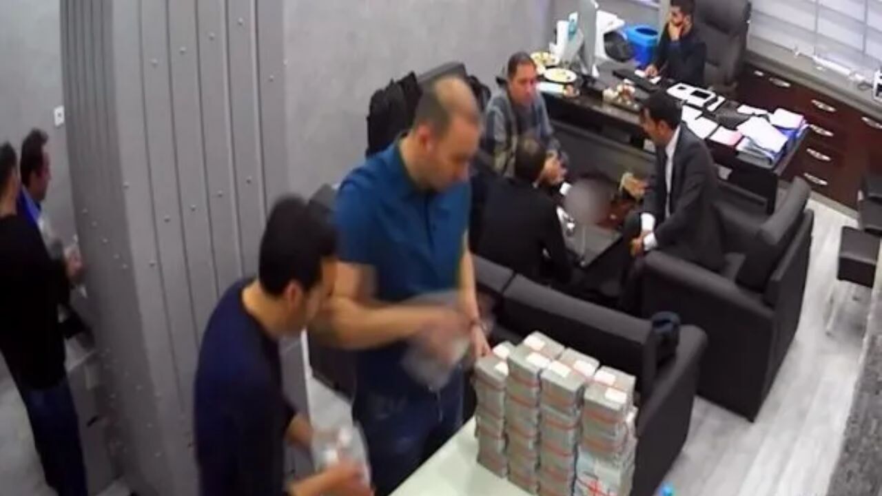 İstanbul Başsavcılığı: Naylon fatura ile para akladılar