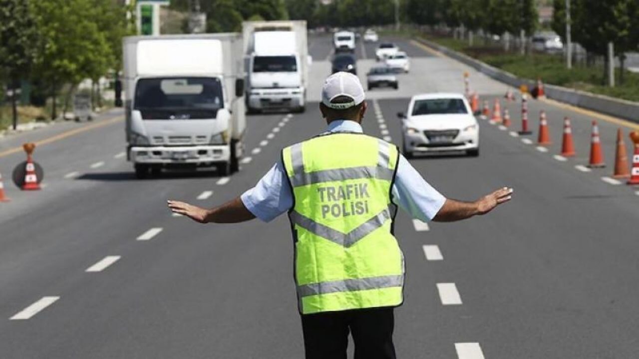 İstanbul'da kutlamalar öncesi kritik yollar bugün trafiğe kapanacak