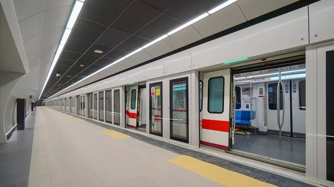 İstanbul'da metro kapatıldı: Taksim ve Şişhane'de ulaşım durdu