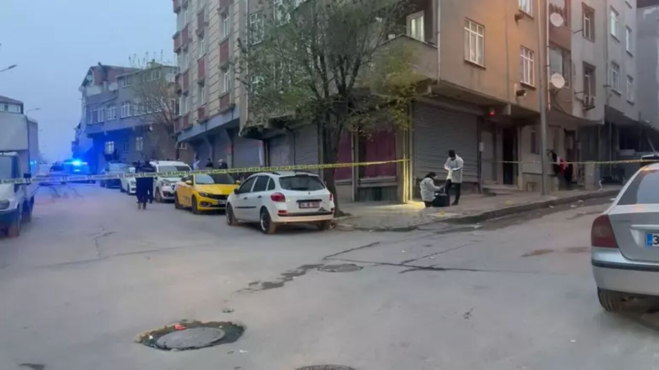 İstanbul'da sokak ortasında çatışma