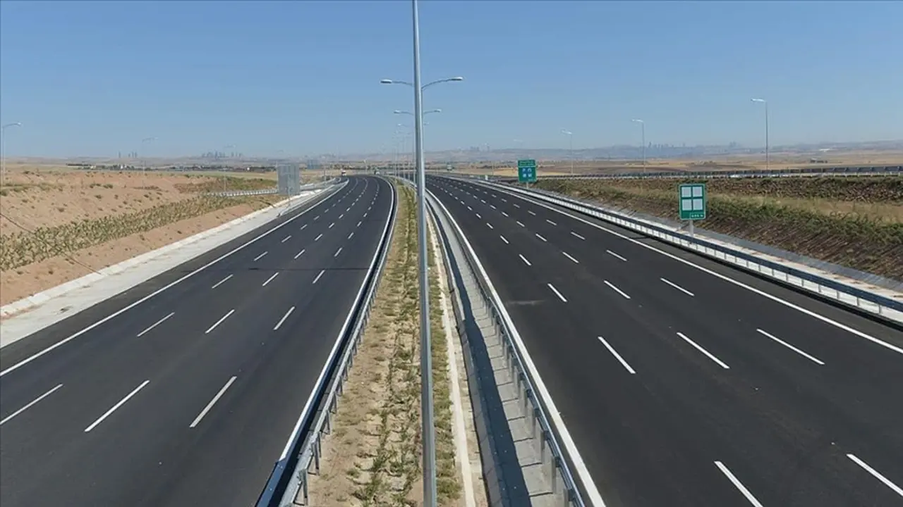 Karayolları uyardı: Türkiye genelinde birçok yolda trafik değişti